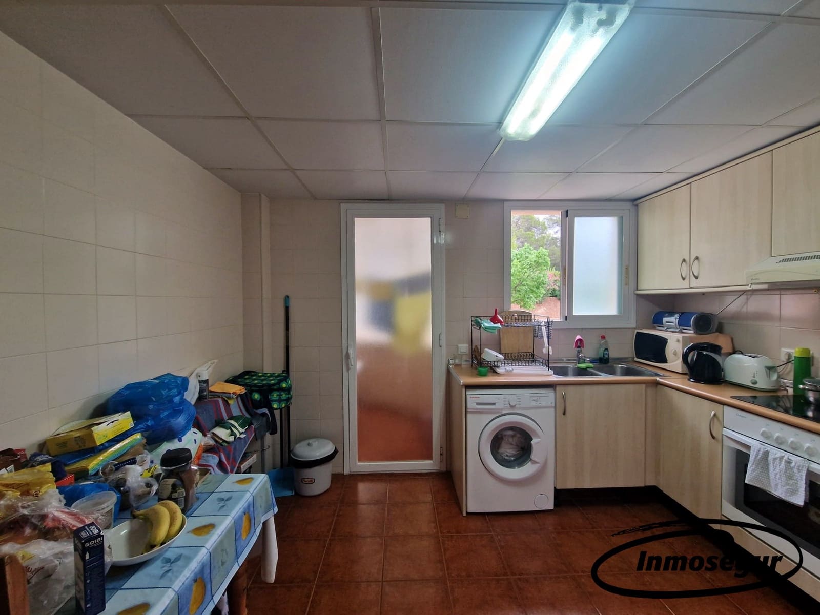 4 bedroom Flat for sale in Salou with pool garage - € 266,000 (Ref: 9153000)