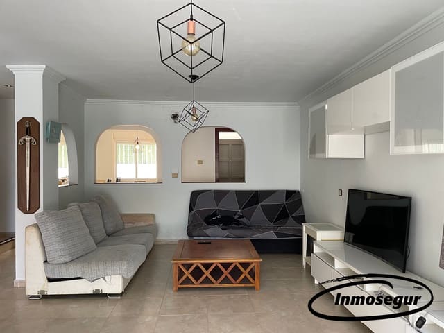 4 bedroom Semi-detached Villa for sale in Vilafortuny, Cambrils with garage - € 480,000 (Ref: 9153040)