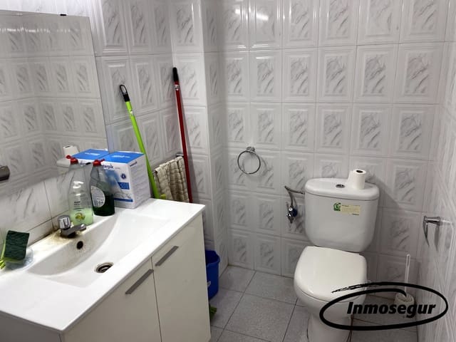 Kommersiell til salgs i Salou - € 189 000 (Ref: 9247822)