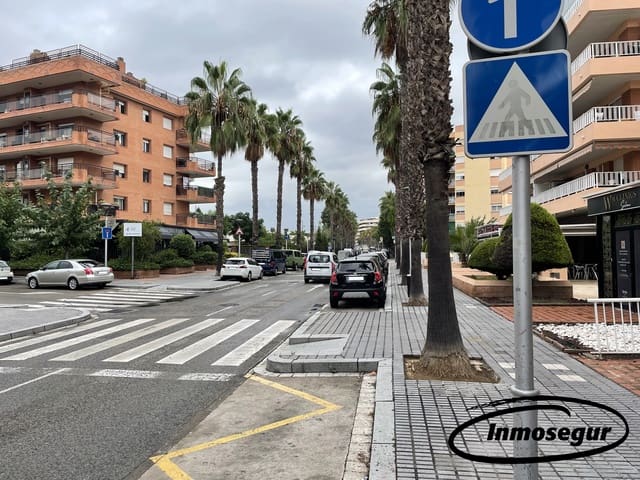 Kommersiell til salgs i Salou - € 189 000 (Ref: 9247822)