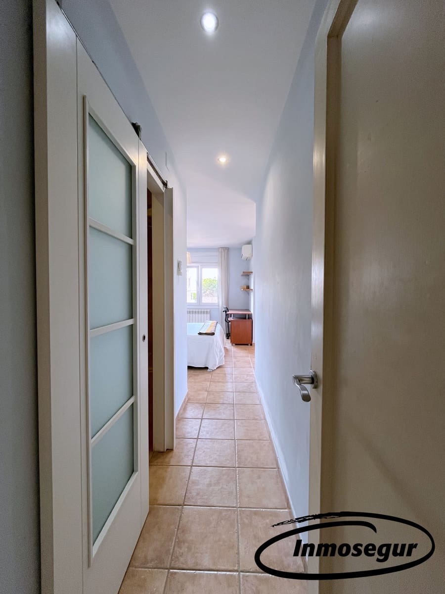 5 soveværelse Semi-Rækkehus til salg i Salou - € 420.000 (Ref: 9251579)