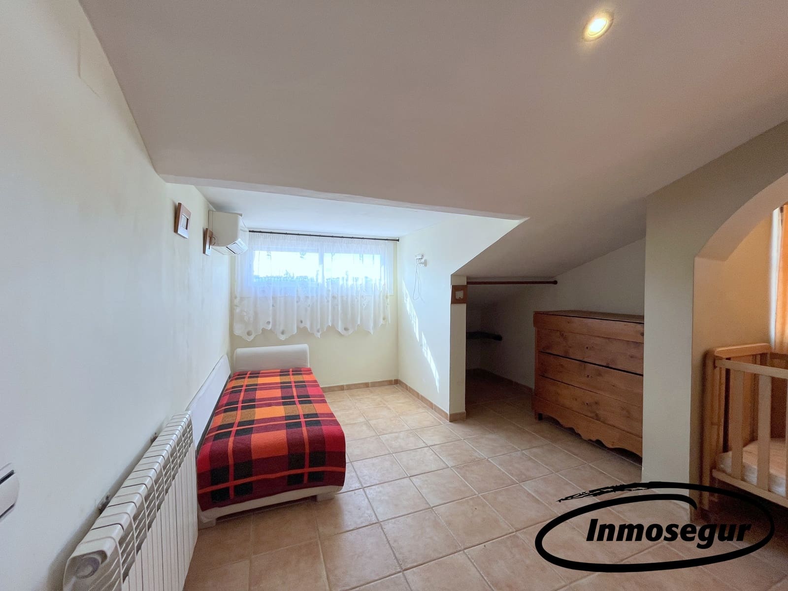 5 soveværelse Semi-Rækkehus til salg i Salou - € 420.000 (Ref: 9251579)