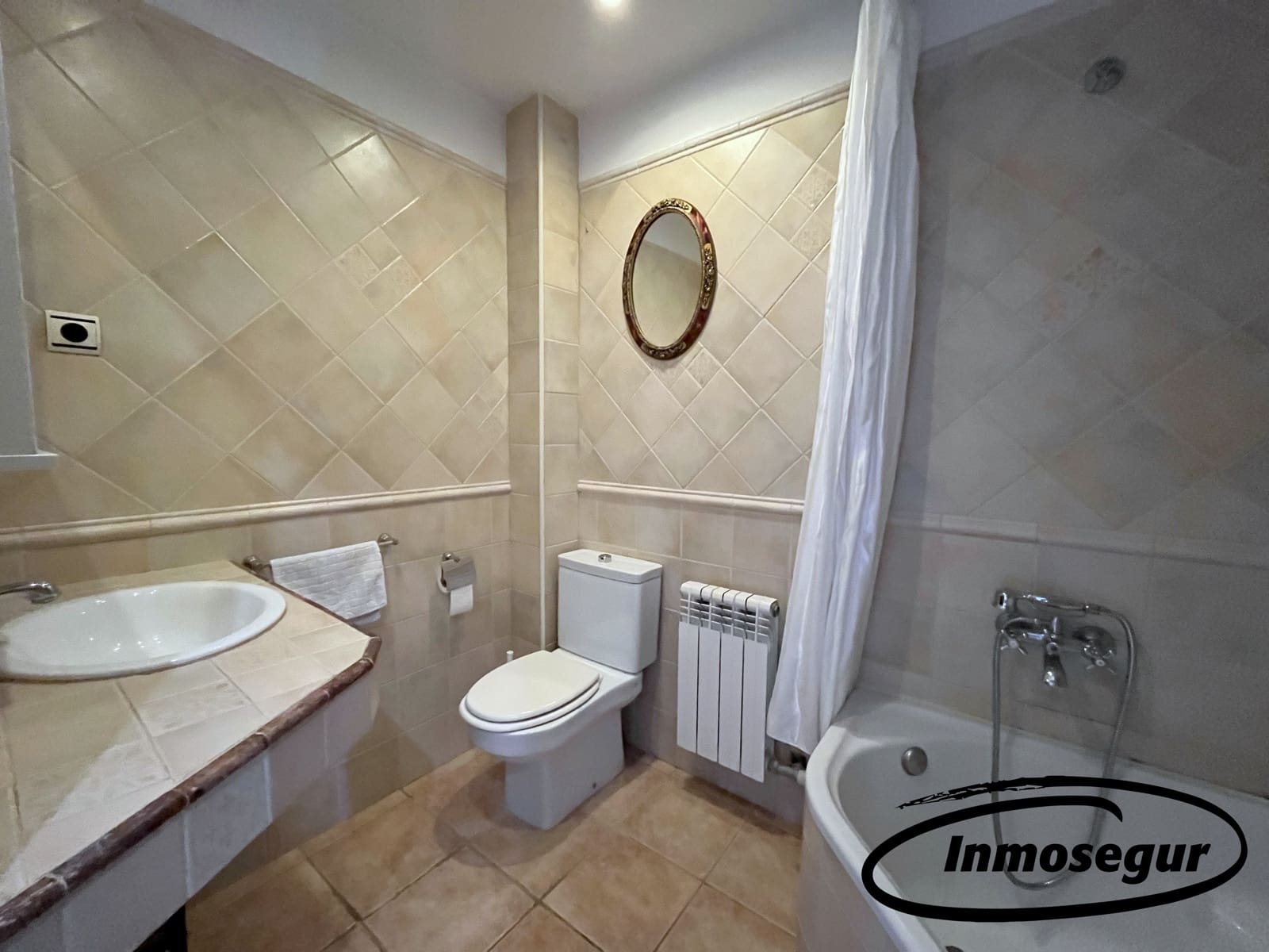 5 soveværelse Semi-Rækkehus til salg i Salou - € 420.000 (Ref: 9251579)