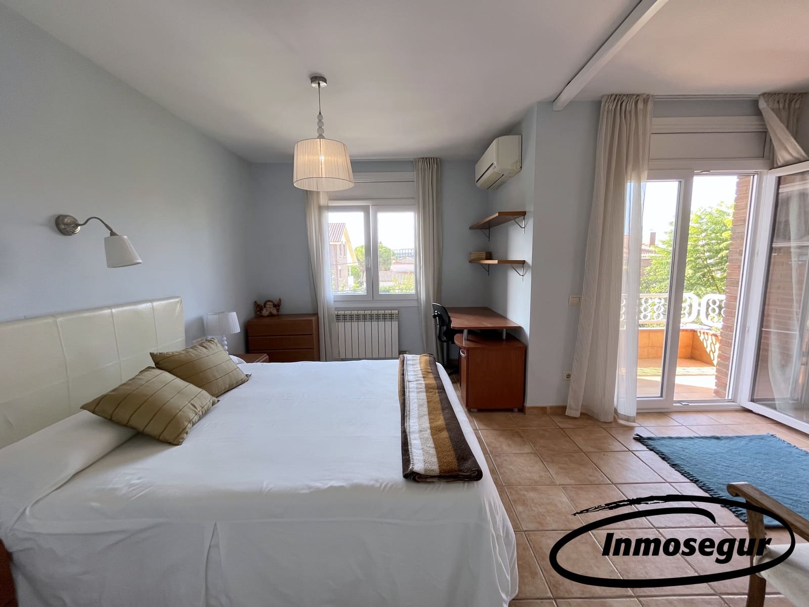 5 soveværelse Semi-Rækkehus til salg i Salou - € 420.000 (Ref: 9251579)