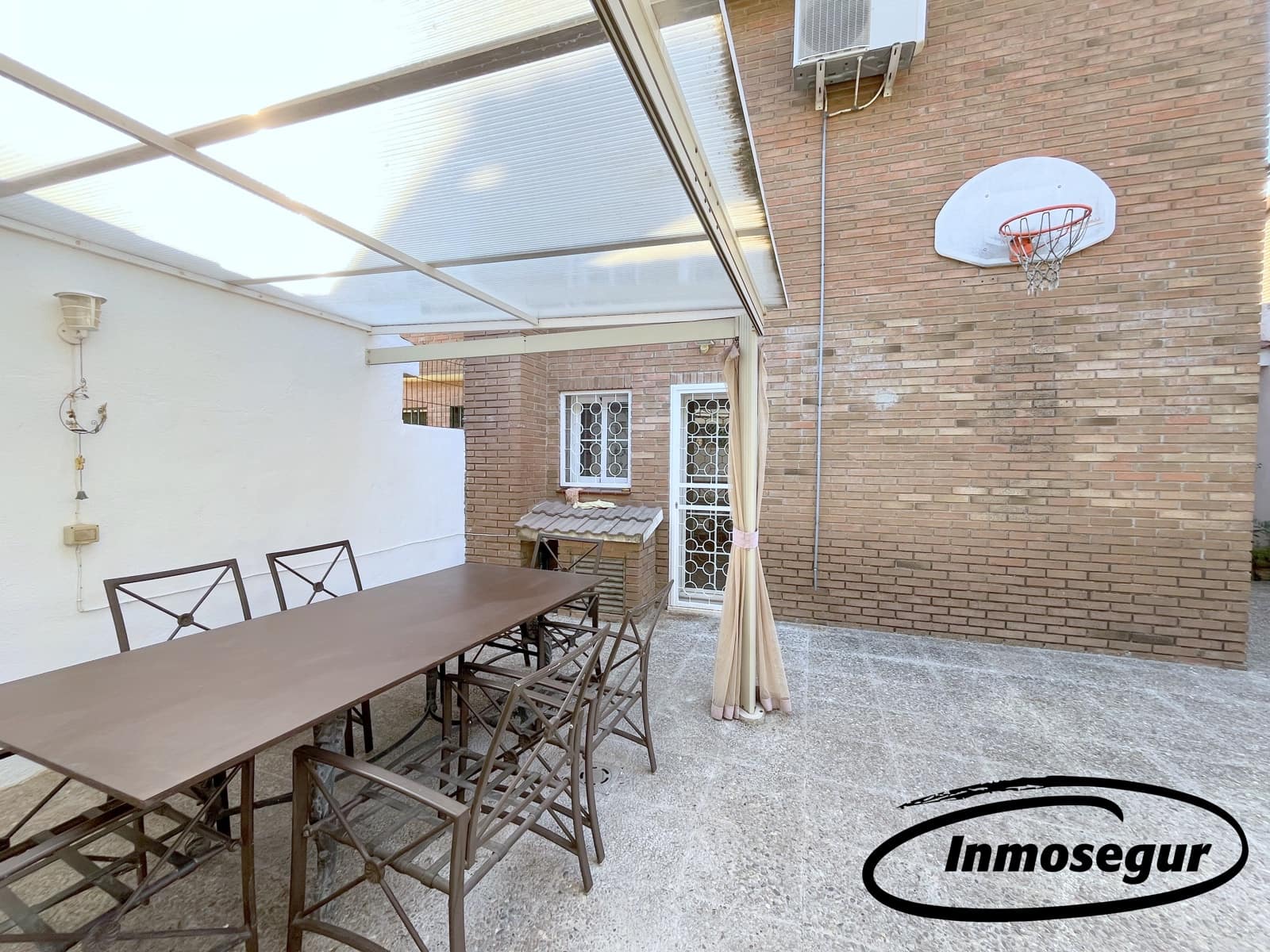 5 soveværelse Semi-Rækkehus til salg i Salou - € 420.000 (Ref: 9251579)