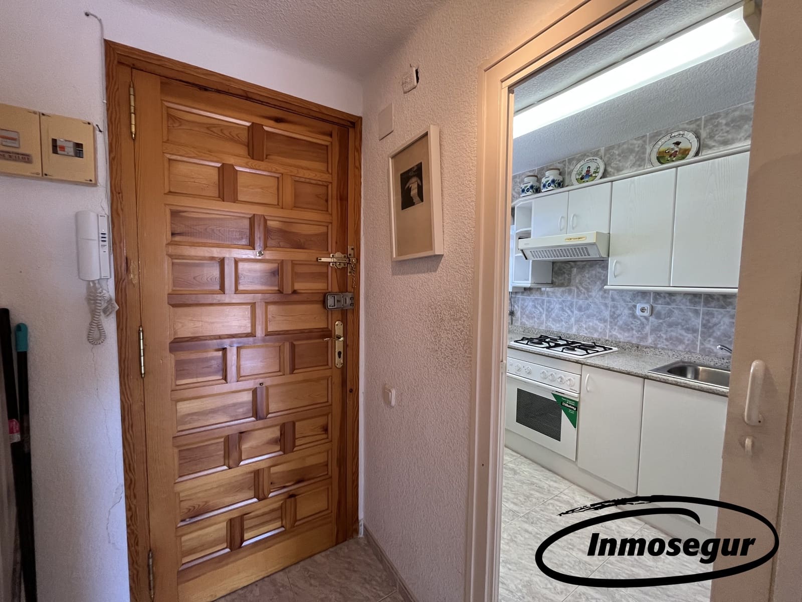 2 bedroom Apartment for sale in Salou with pool - € 155,000 (Ref: 9303836)