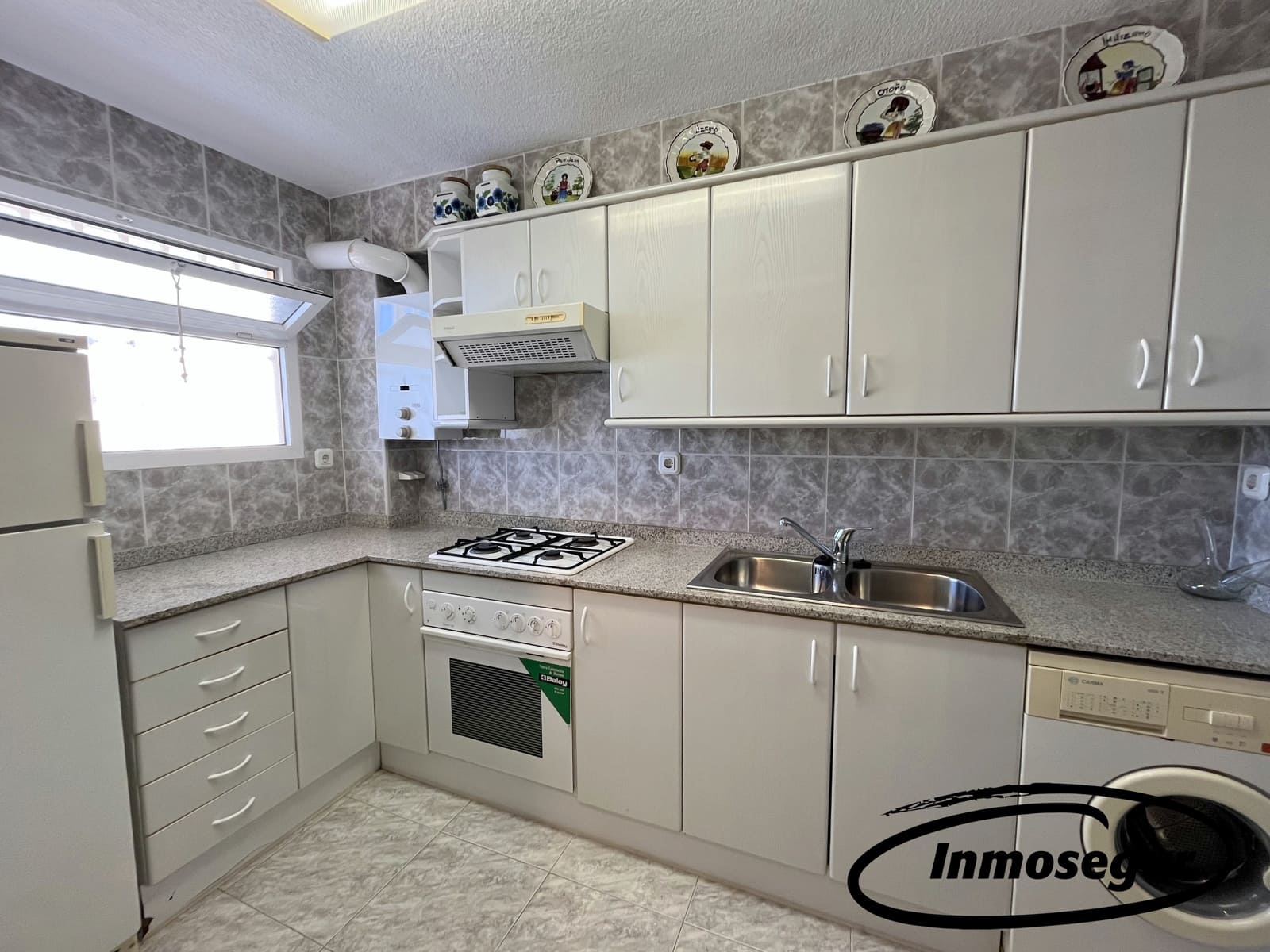 2 bedroom Apartment for sale in Salou with pool - € 155,000 (Ref: 9303836)