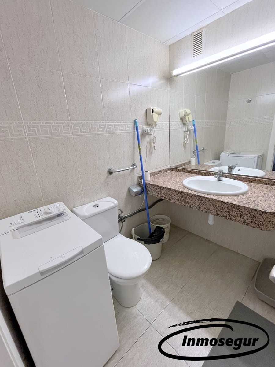 1 bedroom Apartment for sale in Salou with pool - € 185,500 (Ref: 9304615)