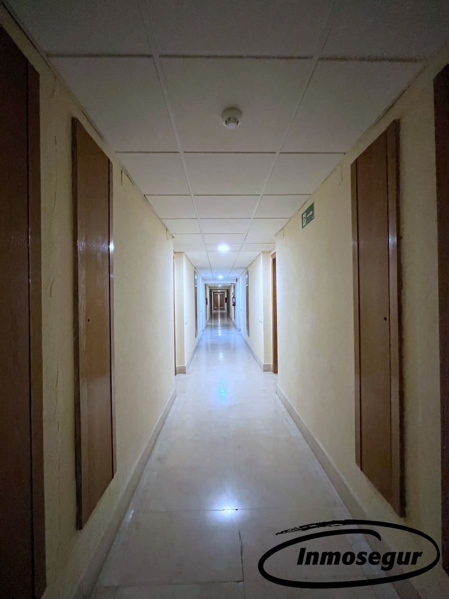 1 bedroom Apartment for sale in Salou with pool - € 185,500 (Ref: 9304615)