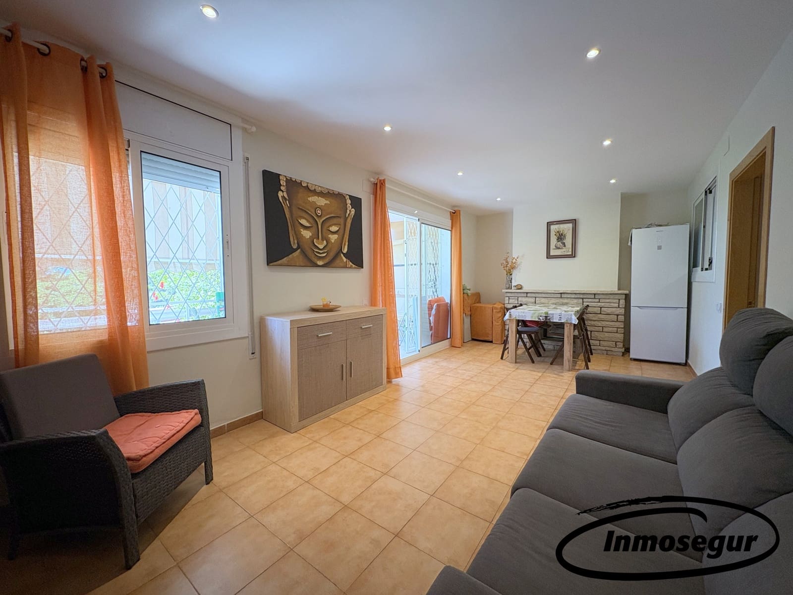 2 bedroom Apartment for sale in Salou with pool - € 155,000 (Ref: 9432700)