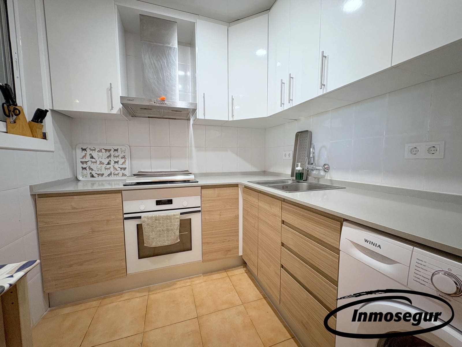 2 bedroom Apartment for sale in Salou with pool - € 155,000 (Ref: 9432700)