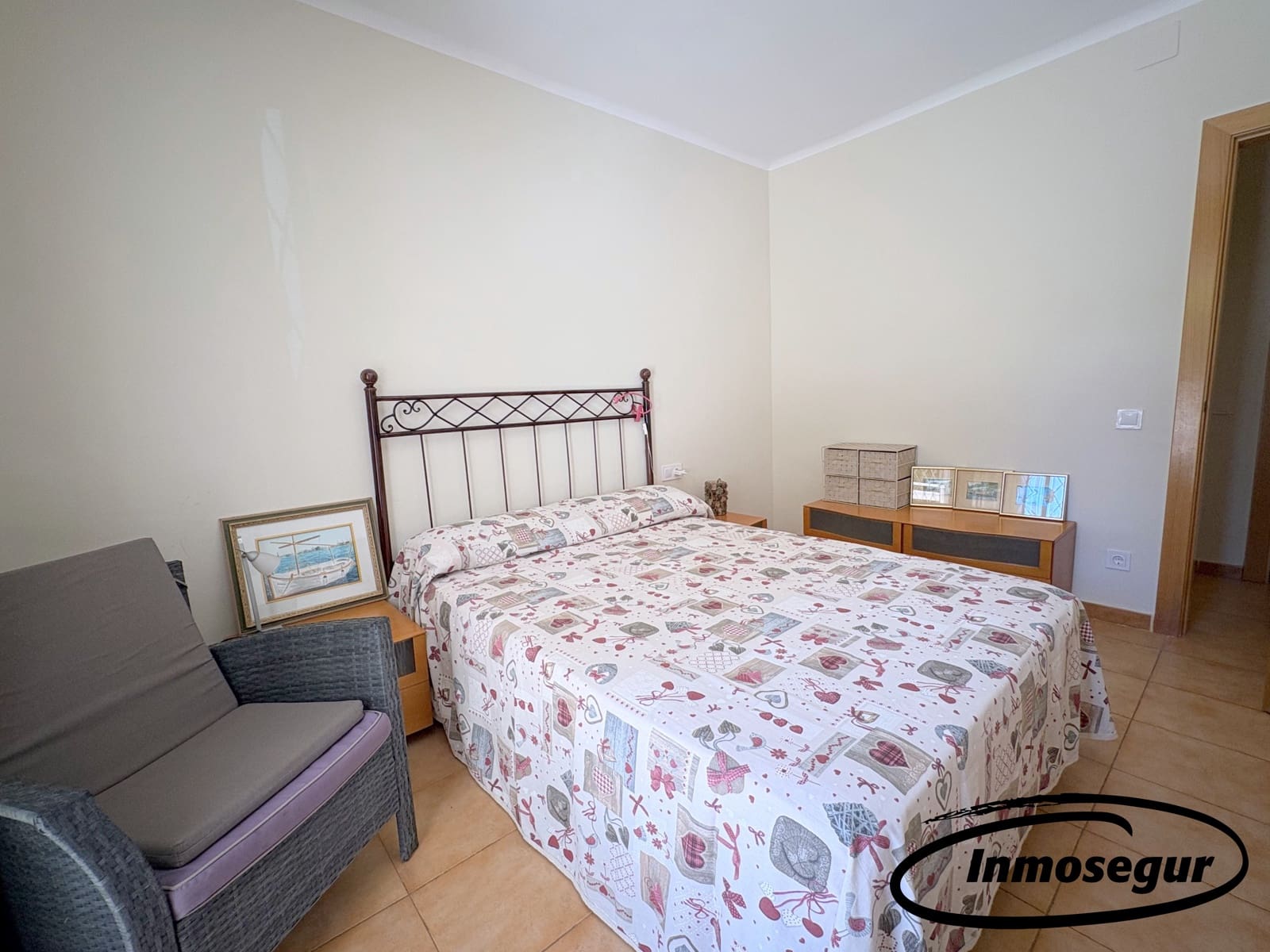 2 bedroom Apartment for sale in Salou with pool - € 155,000 (Ref: 9432700)