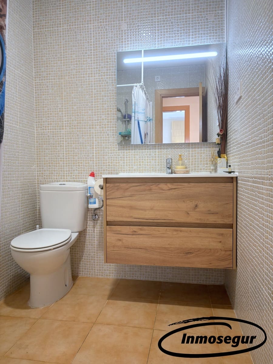 2 bedroom Apartment for sale in Salou with pool - € 155,000 (Ref: 9432700)