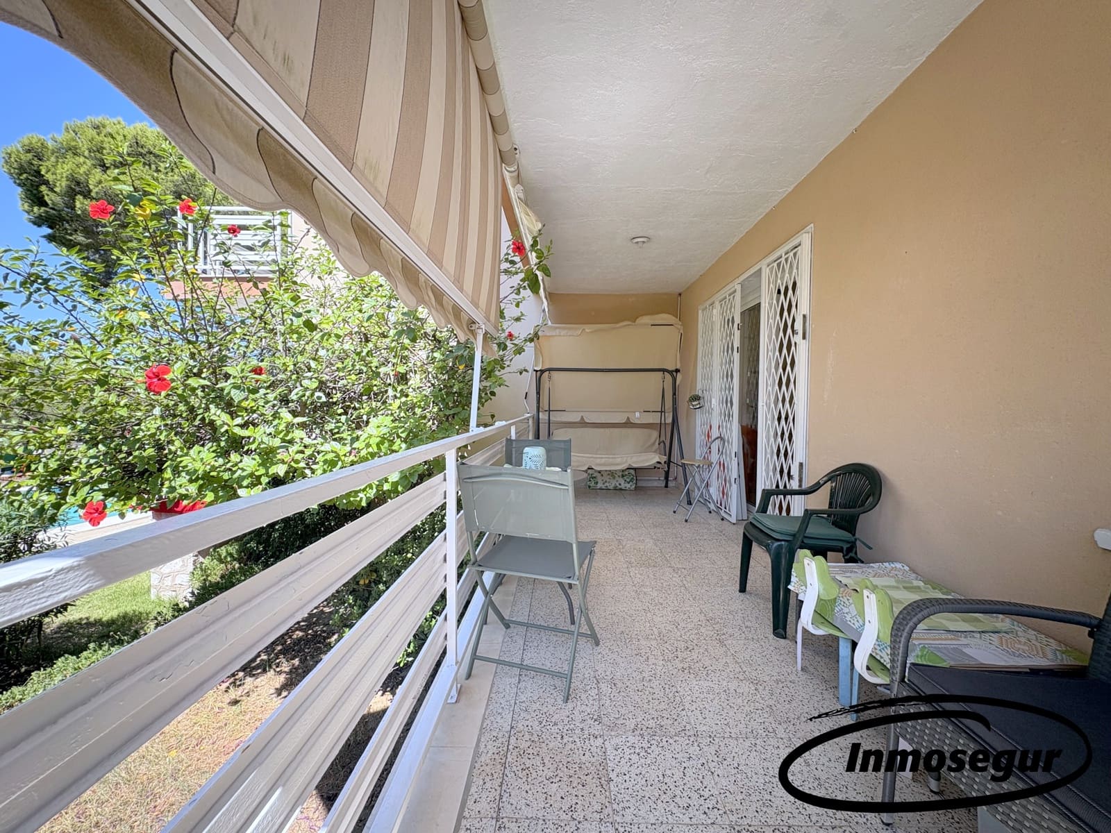 2 bedroom Apartment for sale in Salou with pool - € 155,000 (Ref: 9432700)