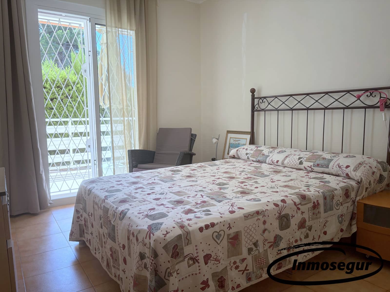 2 bedroom Apartment for sale in Salou with pool - € 155,000 (Ref: 9432700)