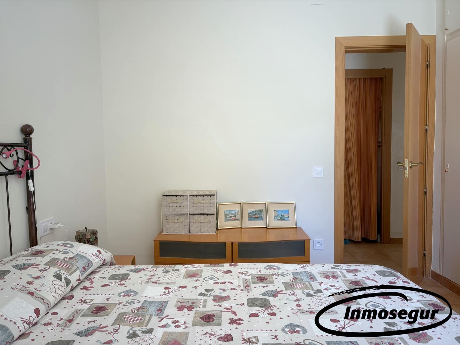 2 bedroom Apartment for sale in Salou with pool - € 155,000 (Ref: 9432700)