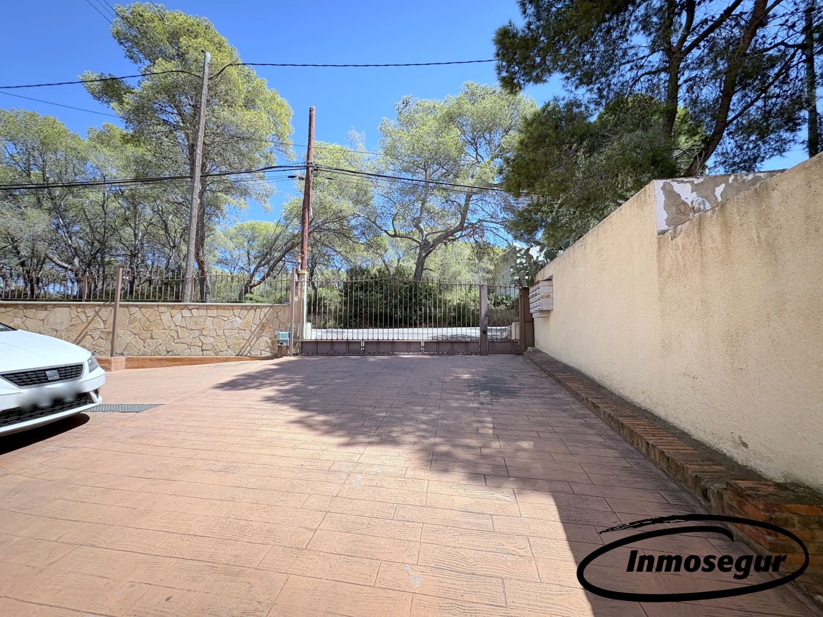 2 bedroom Apartment for sale in Salou with pool - € 155,000 (Ref: 9432700)
