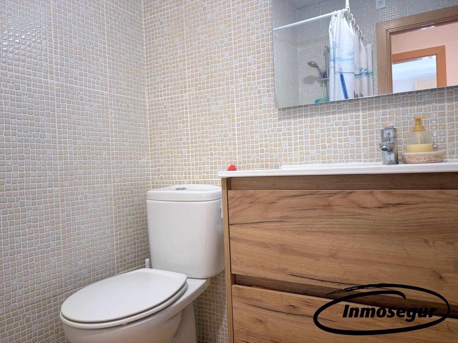 2 bedroom Apartment for sale in Salou with pool - € 155,000 (Ref: 9432700)