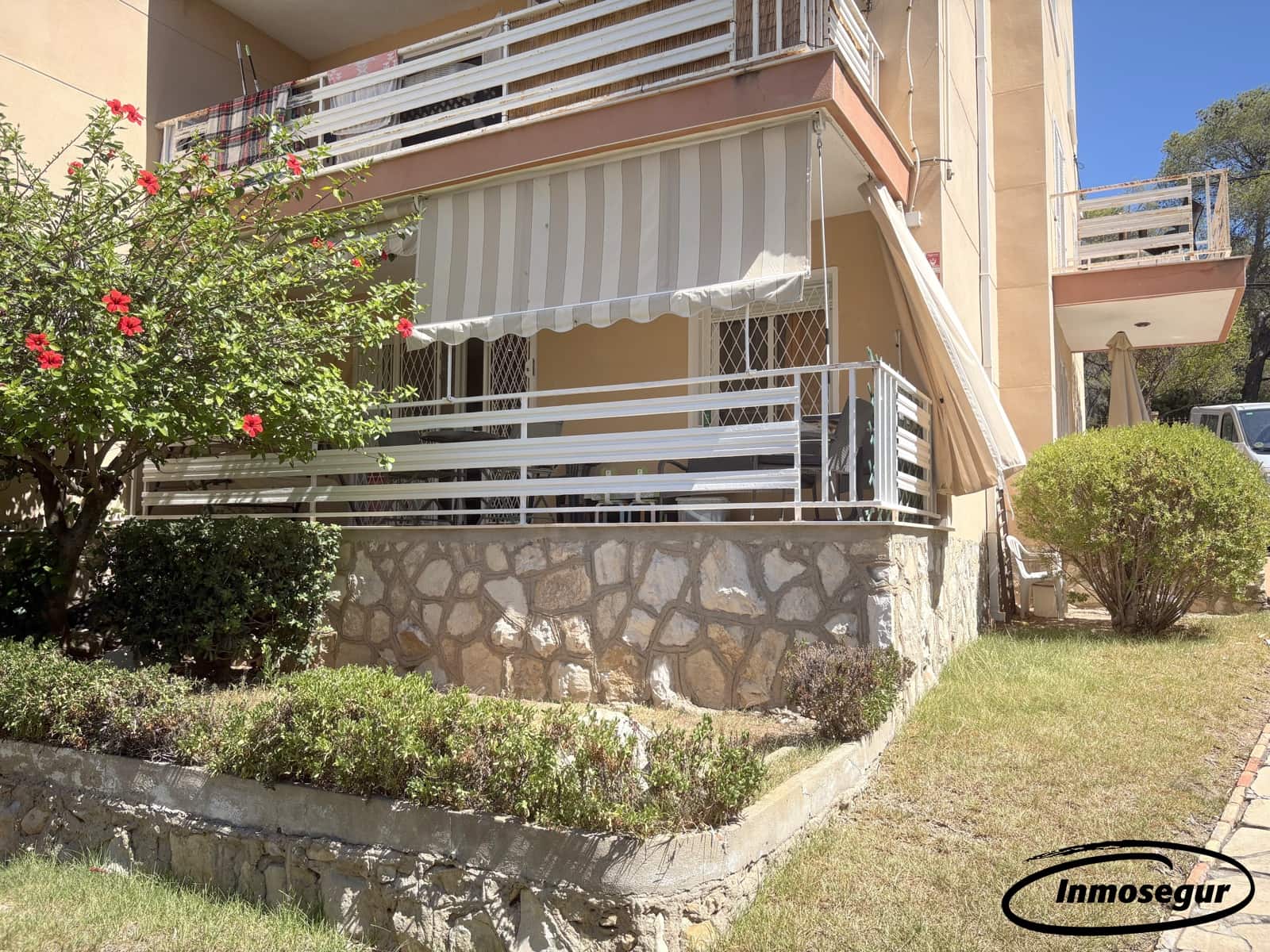 2 bedroom Apartment for sale in Salou with pool - € 155,000 (Ref: 9432700)