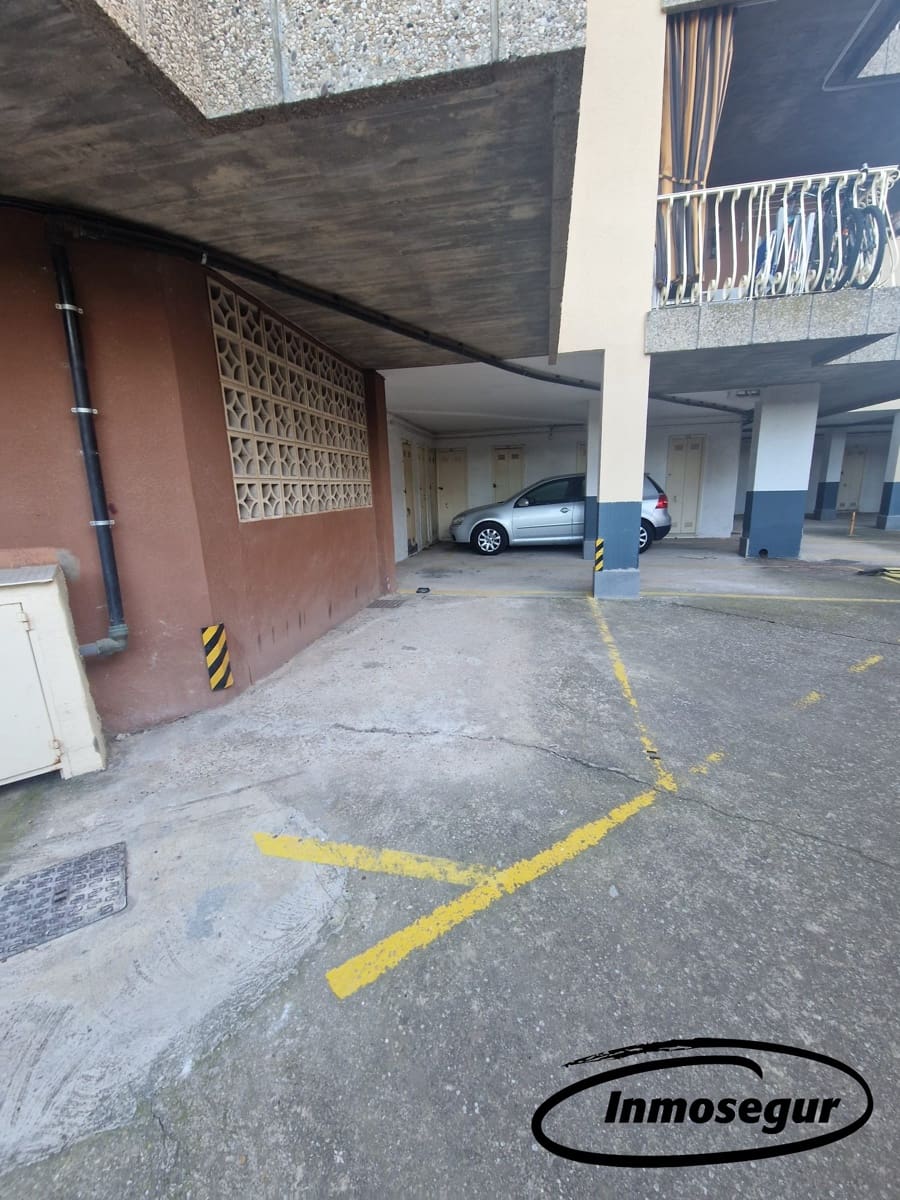 2 bedroom Apartment for sale in Salou with garage - € 195,000 (Ref: 9528725)