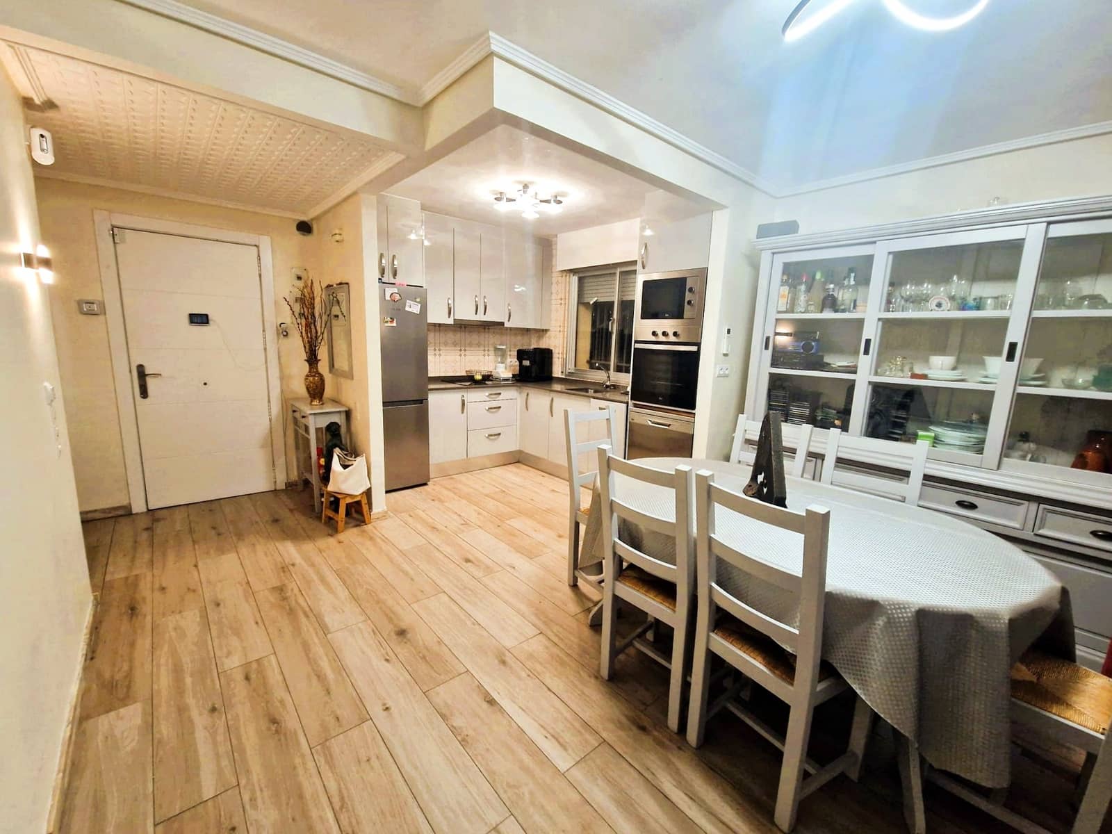 2 bedroom Apartment for sale in Salou with garage - € 195,000 (Ref: 9528725)