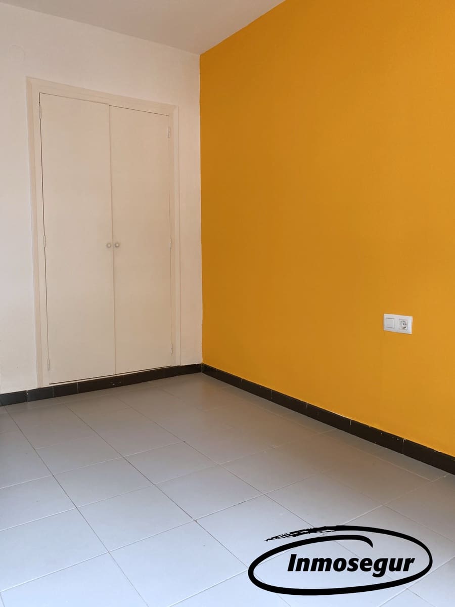 3 slaapkamer Appartement te koop in Salou - € 150.000 (Ref: 9628252)