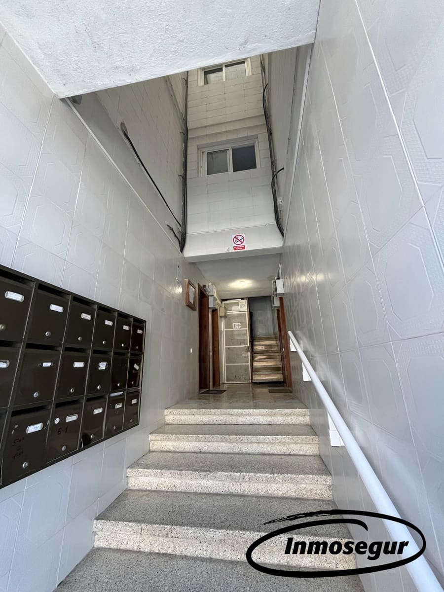 3 makuuhuone Asunto myytävänä paikassa Tarragona kaupunki mukana 
autotalli - 75 000 € (Ref: 9744288)