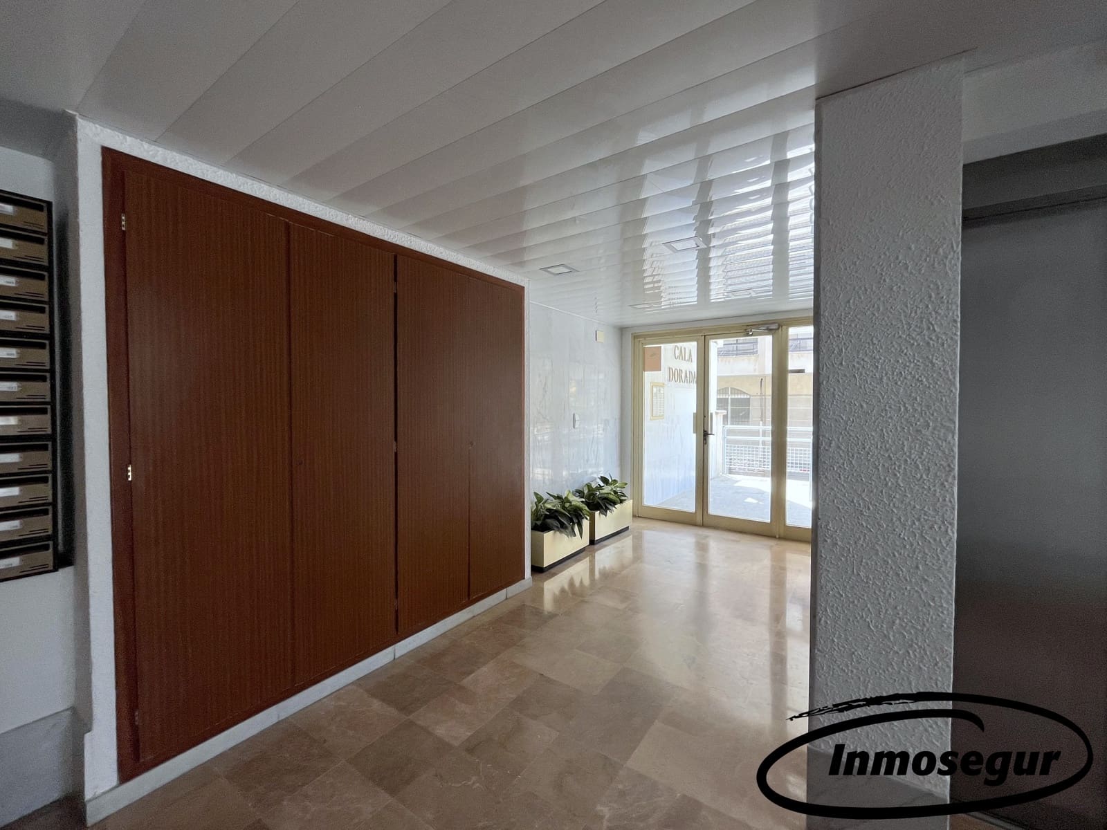 Piso de 2 habitaciones en Salou en venta con piscina - 215.000 € (Ref: 9799954)