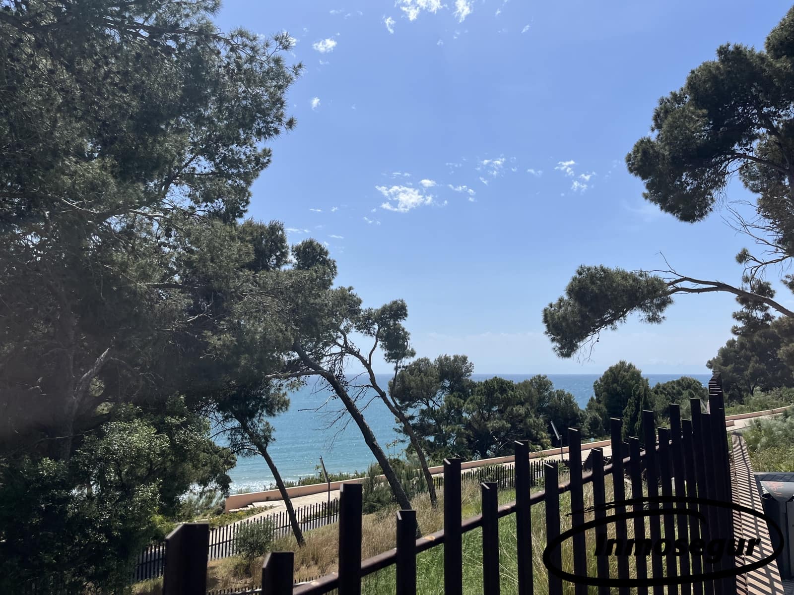 Piso de 2 habitaciones en Salou en venta con piscina - 215.000 € (Ref: 9799954)