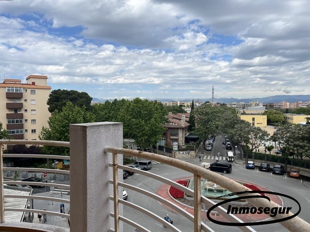 3 soveværelse Lejlighed til salg i Salou med swimmingpool garage - € 315.000 (Ref: 9844141)