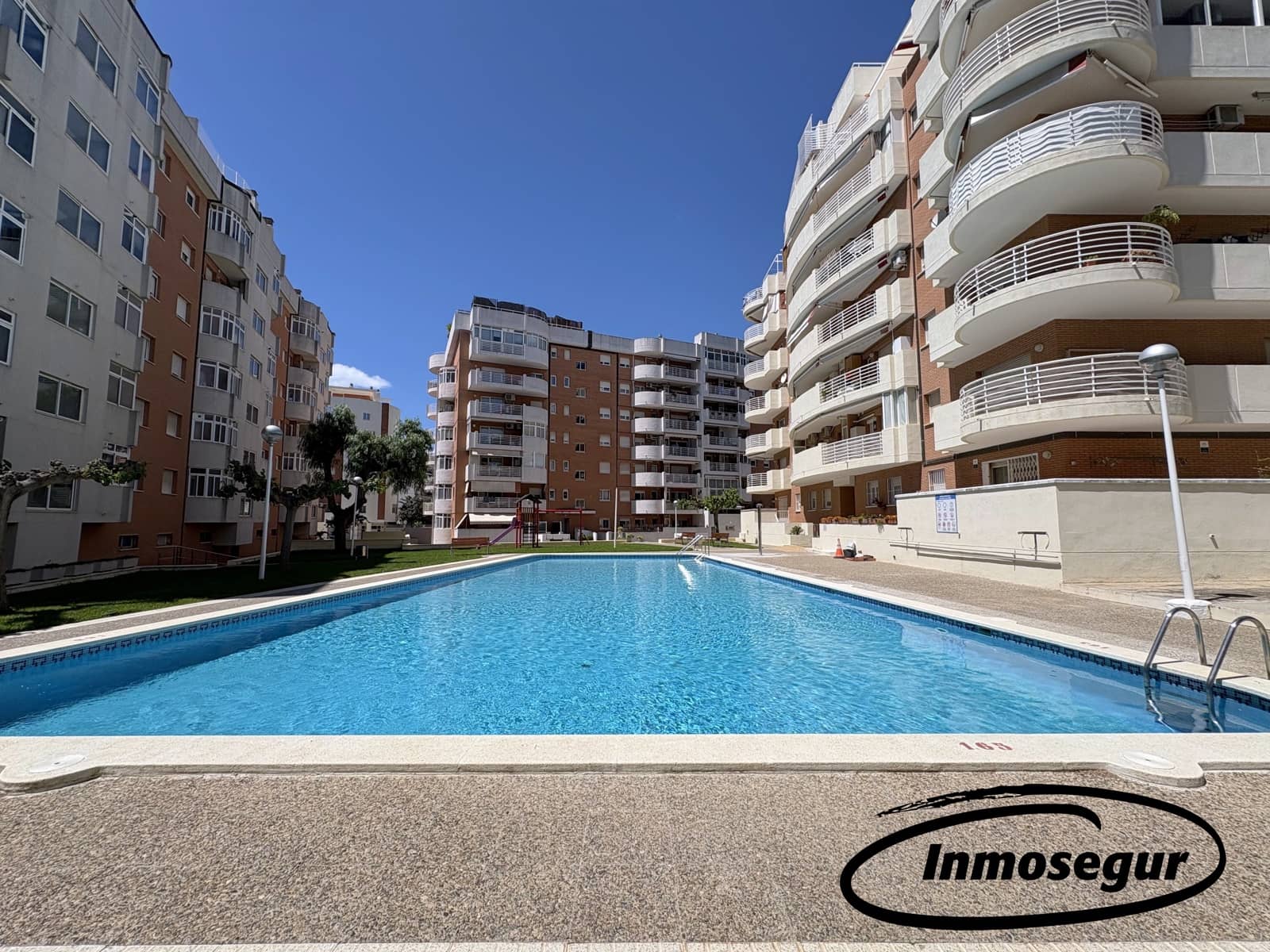 3 soveværelse Lejlighed til salg i Salou med swimmingpool garage - € 315.000 (Ref: 9844141)