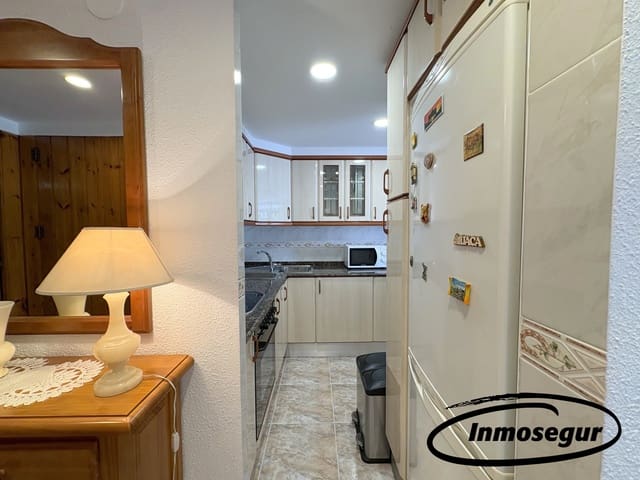 1 slaapkamer Strandappartement te koop in Salou met zwembad garage - € 150.000 (Ref: 9946774)