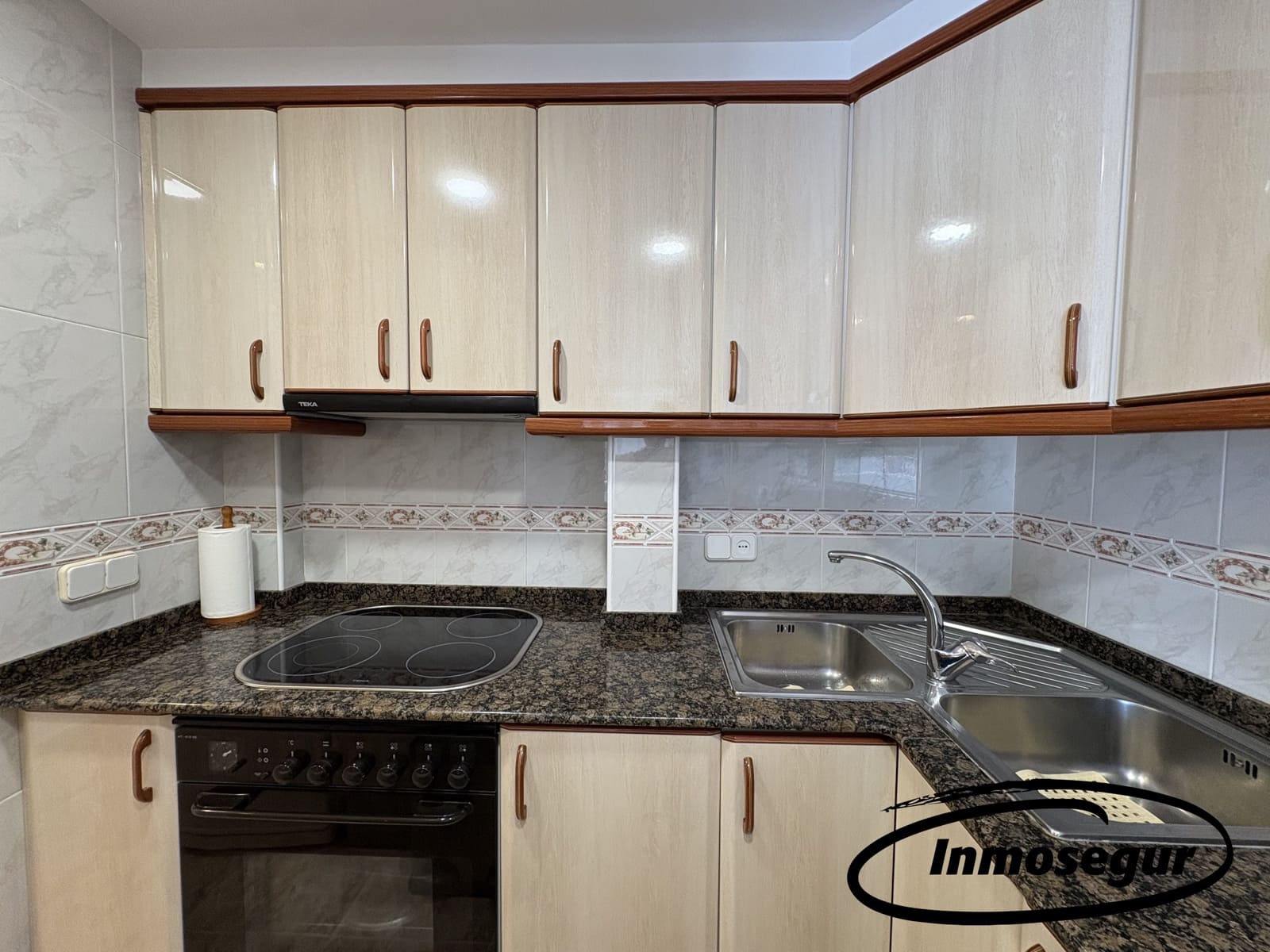 1 slaapkamer Strandappartement te koop in Salou met zwembad garage - € 150.000 (Ref: 9946774)