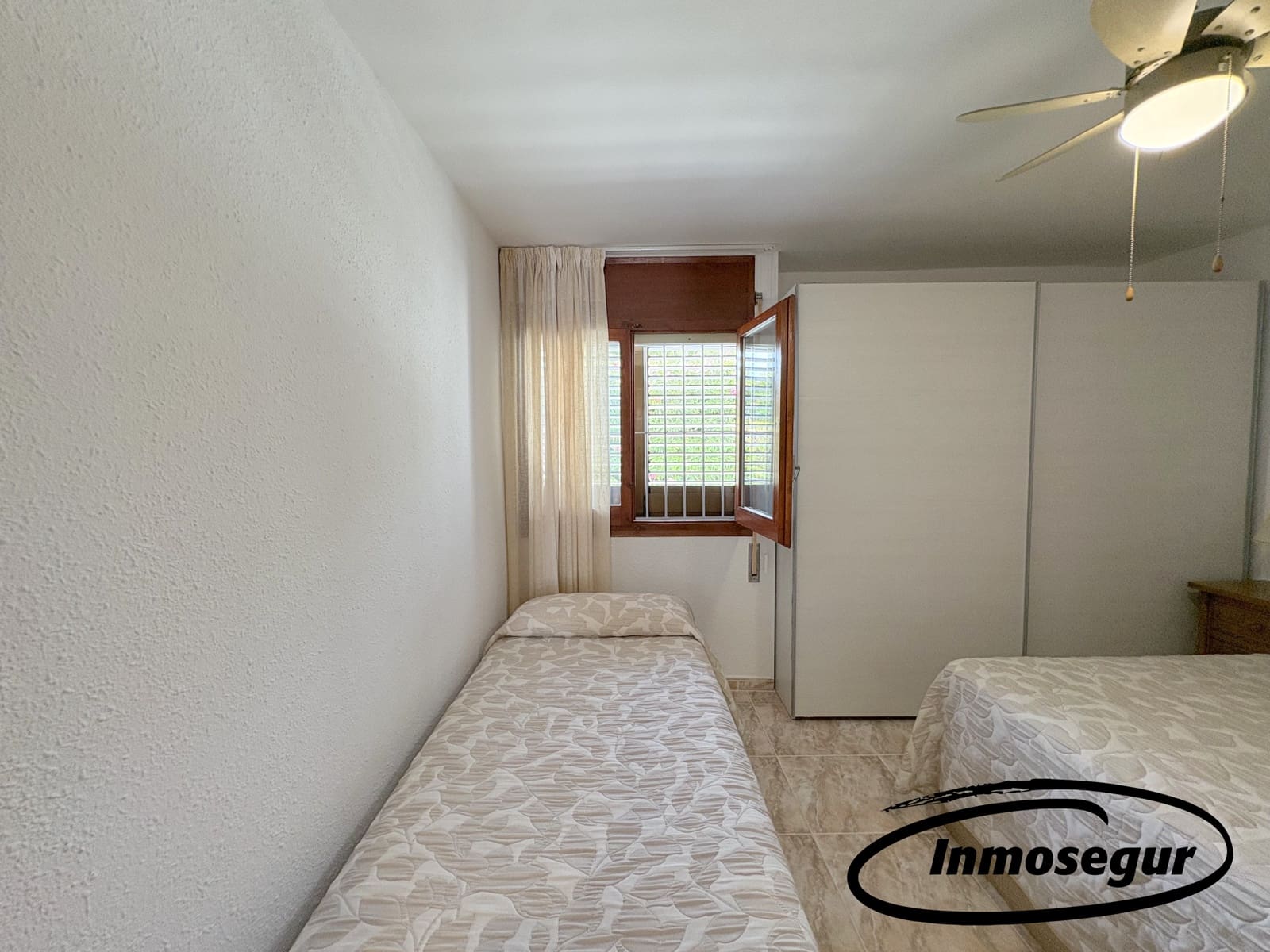1 slaapkamer Strandappartement te koop in Salou met zwembad garage - € 150.000 (Ref: 9946774)