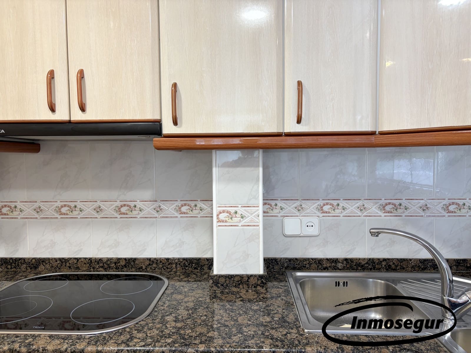 1 slaapkamer Strandappartement te koop in Salou met zwembad garage - € 150.000 (Ref: 9946774)