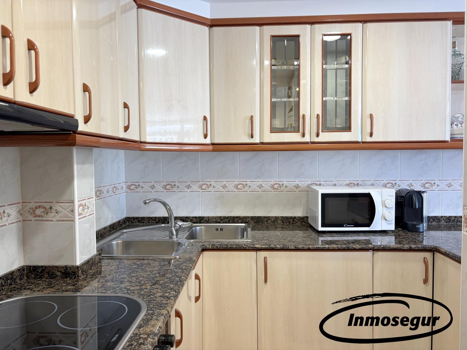 1 slaapkamer Strandappartement te koop in Salou met zwembad garage - € 150.000 (Ref: 9946774)