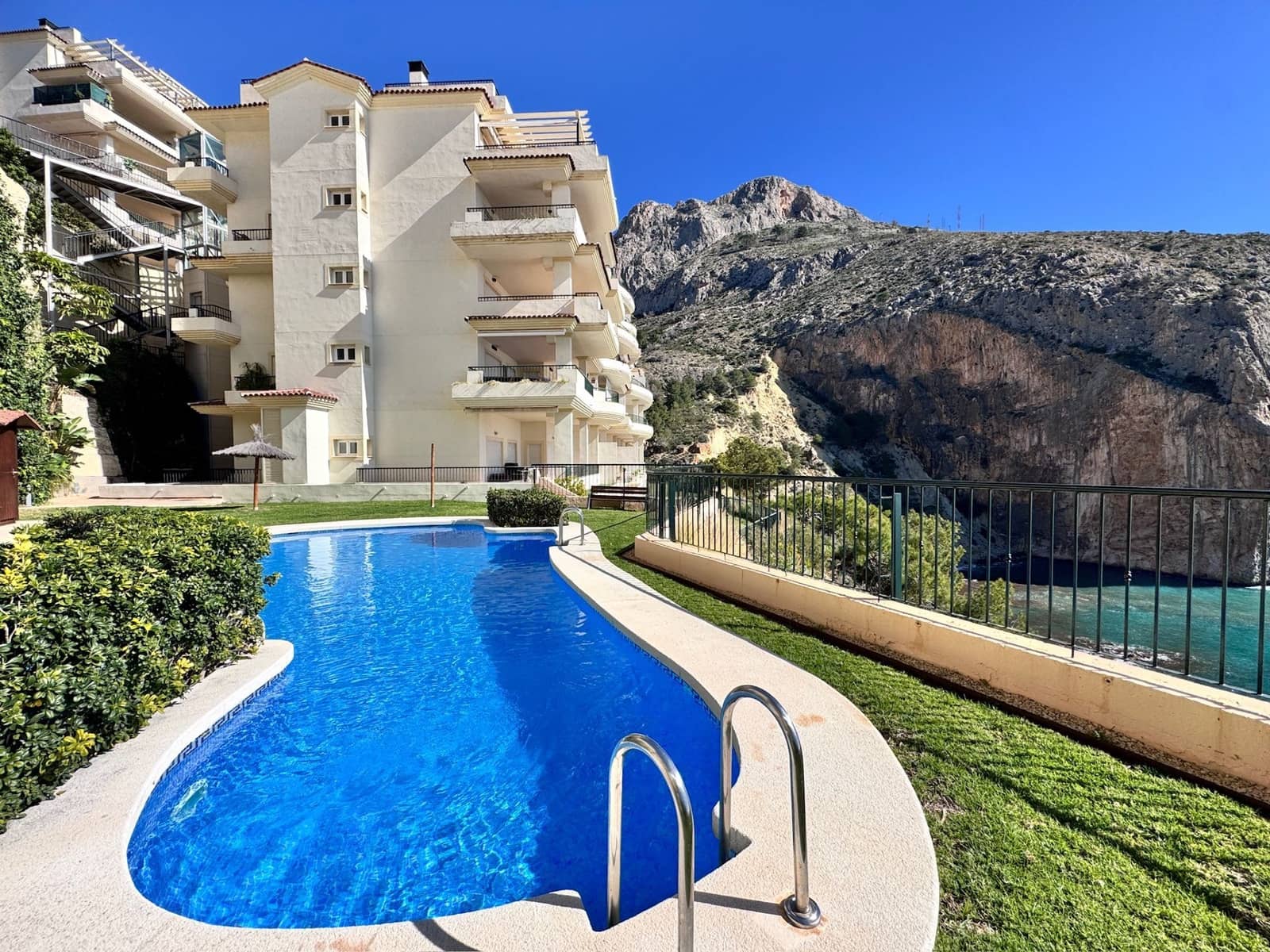 2 sypialnia Apartament na sprzedaż w Altea z basenem garażem - 595 000 € (Ref: 9807366)