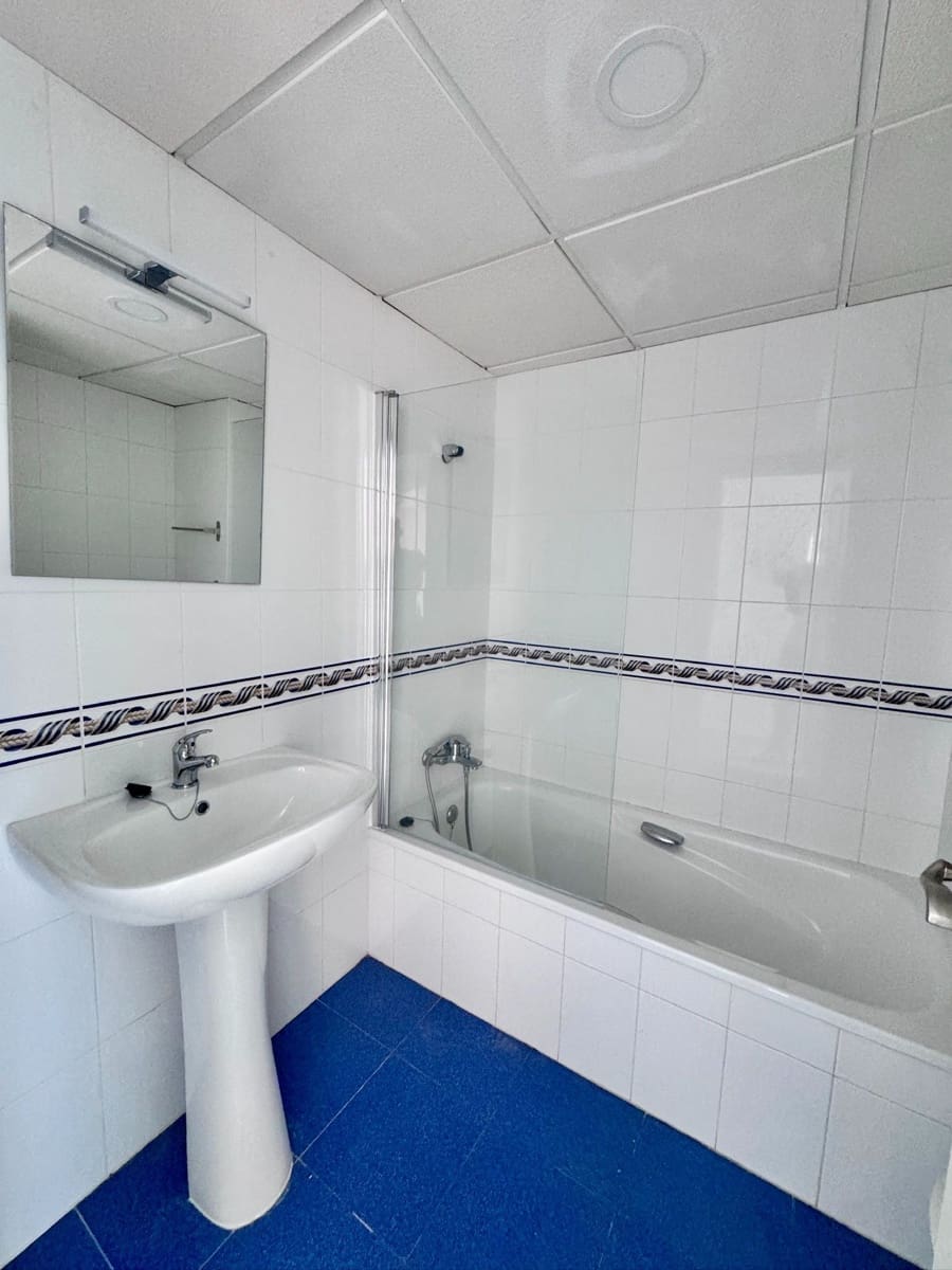 2 bedroom Apartment for sale in Altea with pool garage - € 450,000 (Ref: 9807367)