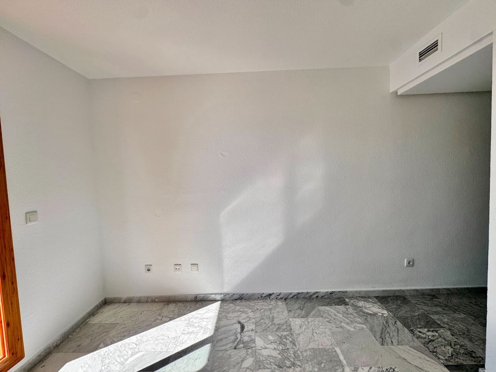 2 bedroom Apartment for sale in Altea with pool garage - € 450,000 (Ref: 9807367)