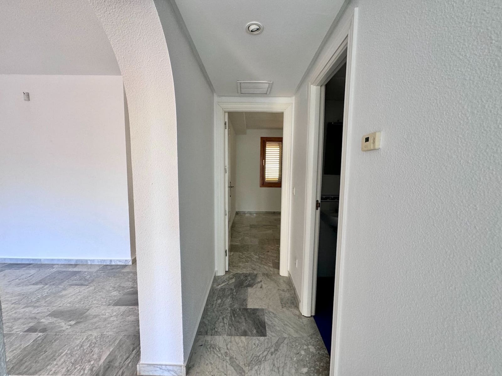 2 bedroom Apartment for sale in Altea with pool garage - € 450,000 (Ref: 9807367)