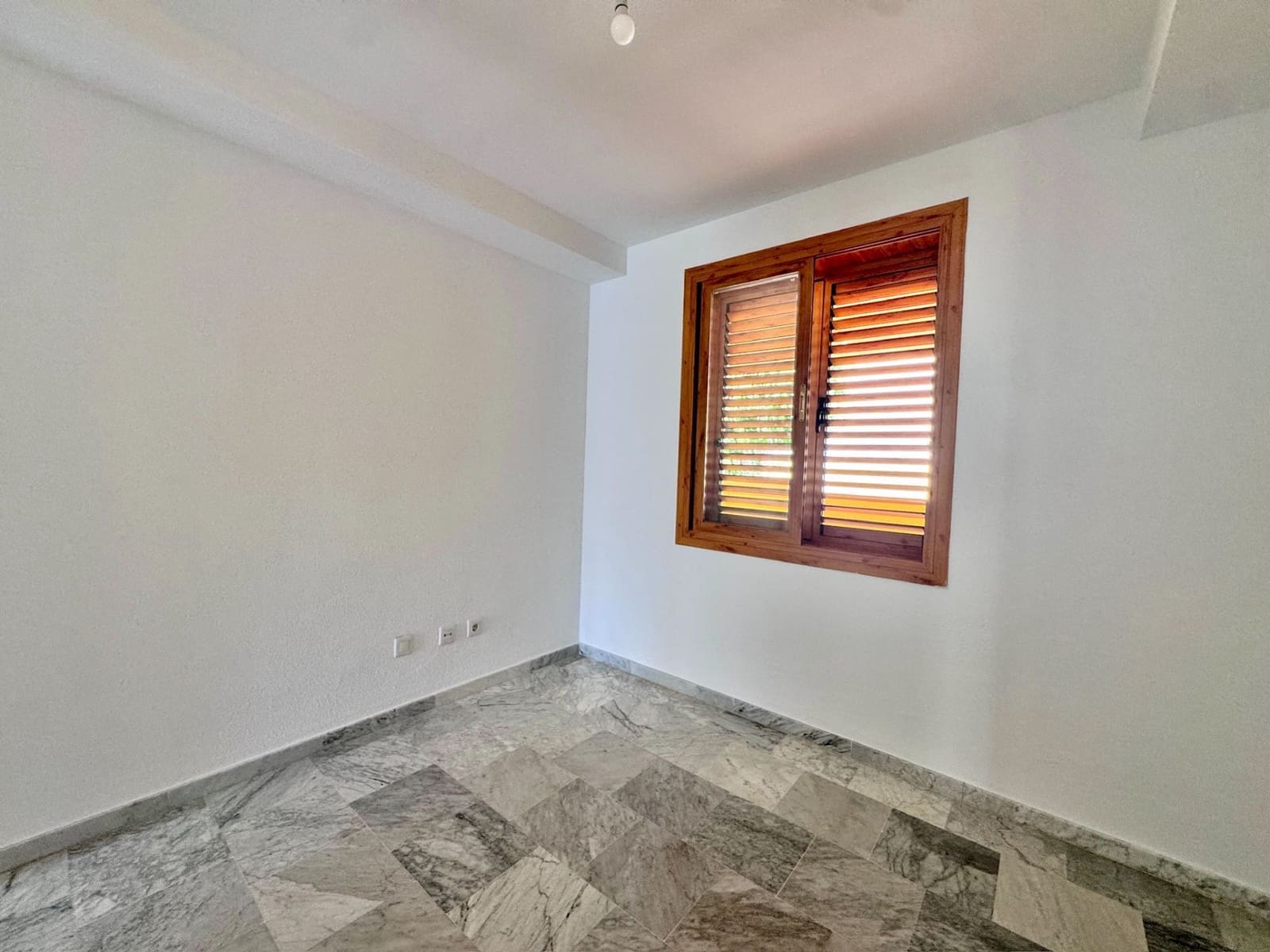 2 bedroom Apartment for sale in Altea with pool garage - € 450,000 (Ref: 9807367)