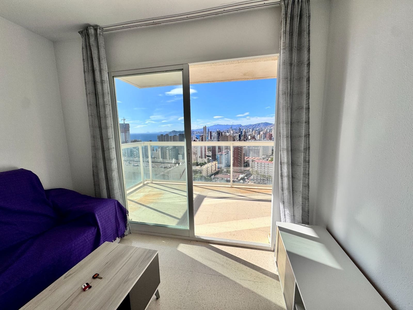 1 soverom Leilighet til salgs i Benidorm med svømmebasseng garasje - € 237 000 (Ref: 9807368)