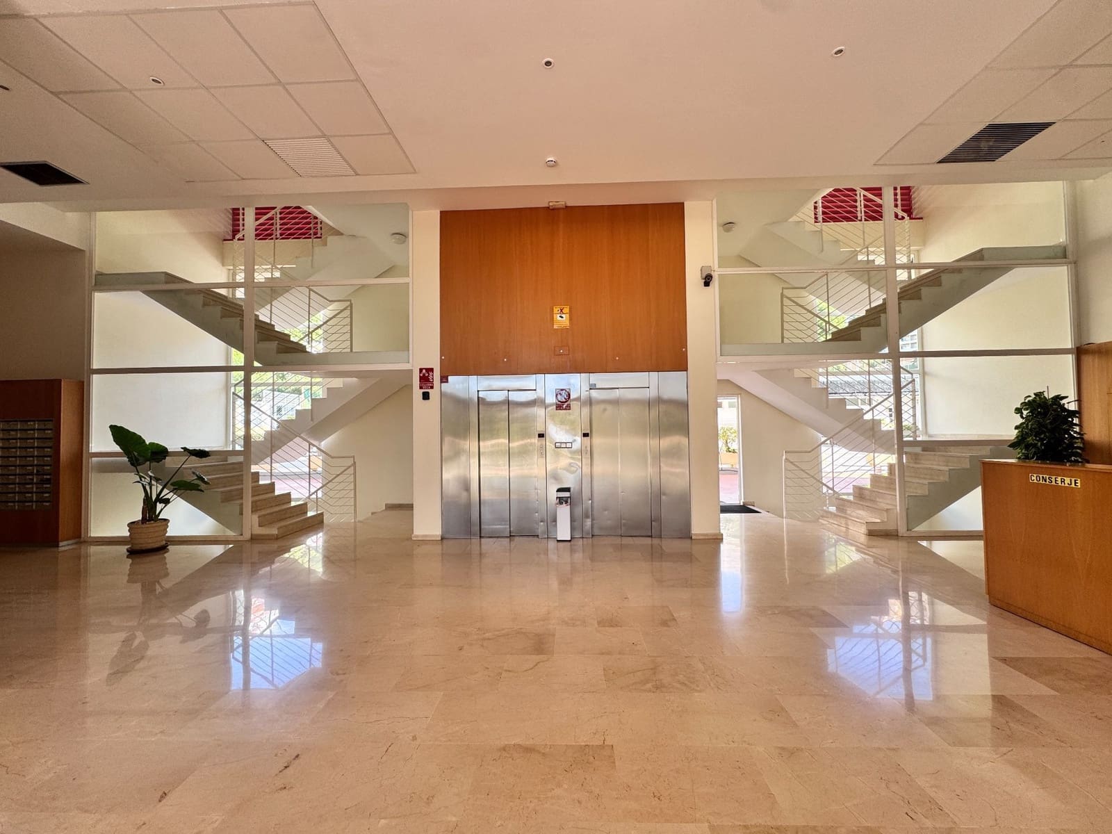 1 soverom Leilighet til salgs i Benidorm med svømmebasseng garasje - € 237 000 (Ref: 9807368)