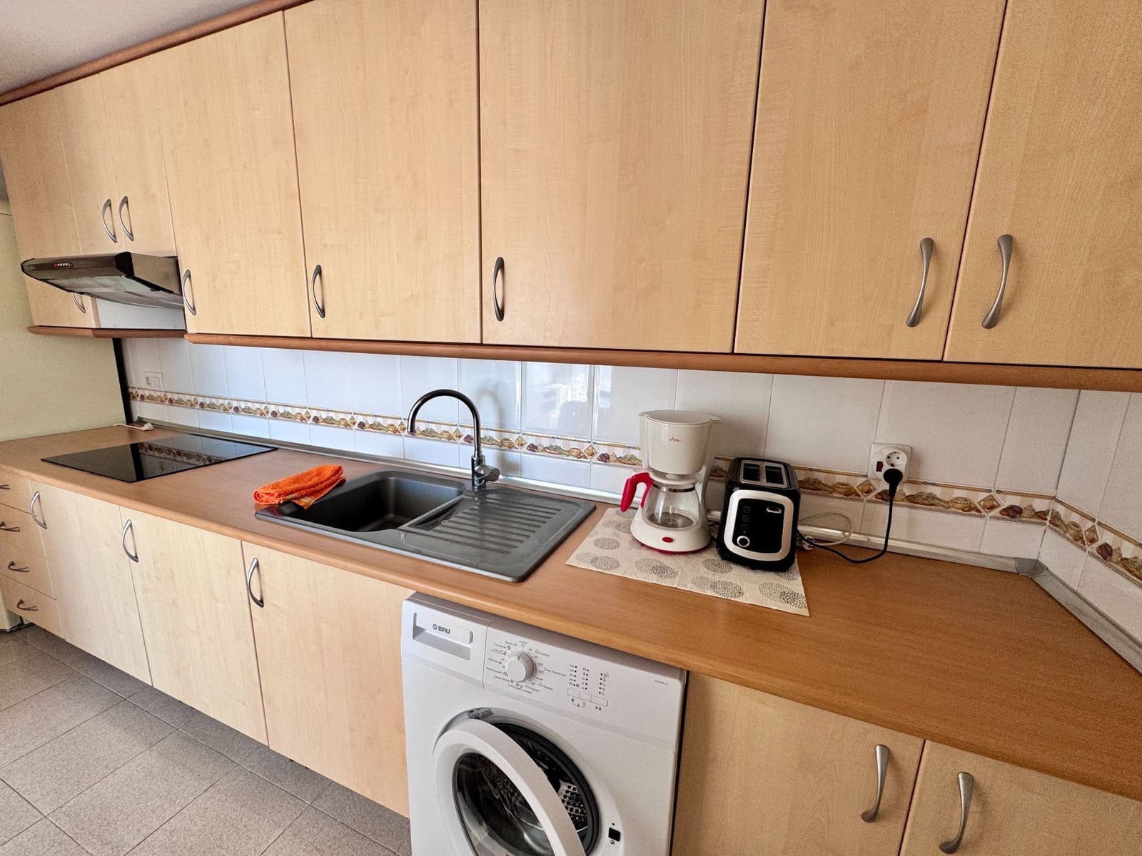 1 soverom Leilighet til salgs i Benidorm med svømmebasseng garasje - € 237 000 (Ref: 9807368)