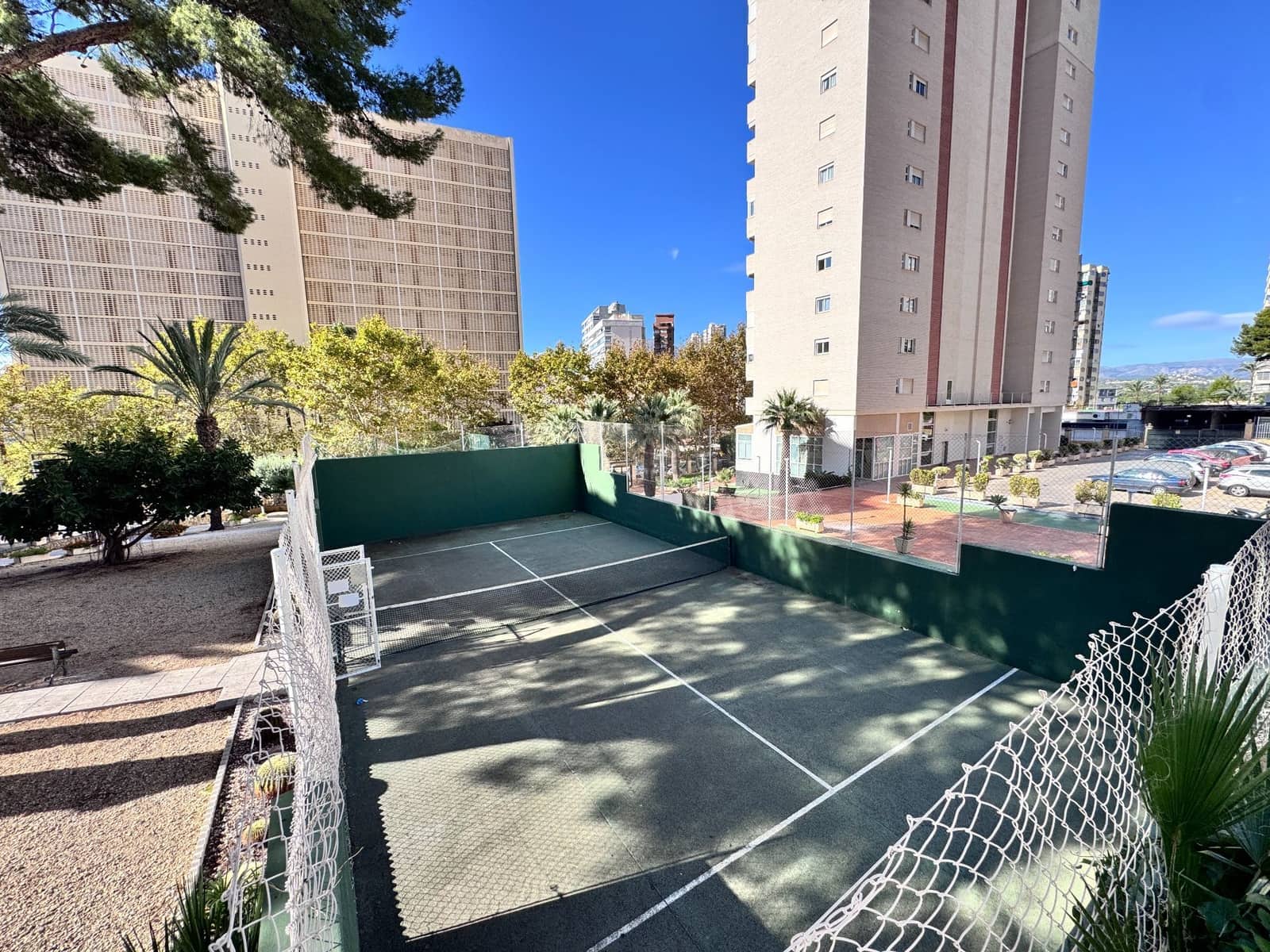 1 soverom Leilighet til salgs i Benidorm med svømmebasseng garasje - € 237 000 (Ref: 9807368)