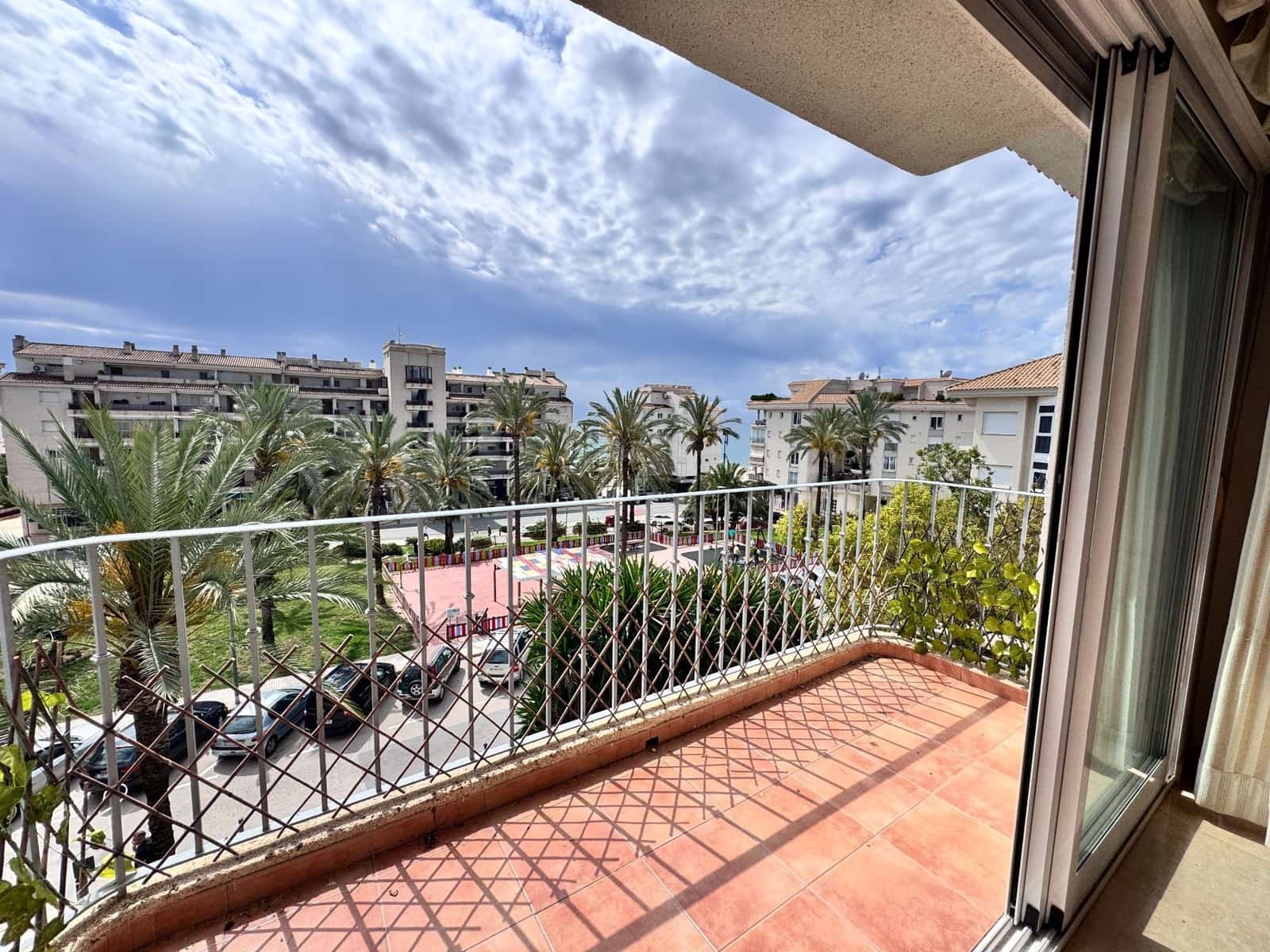 3 bedroom Apartment for sale in Altea with garage - € 389,500 (Ref: 9842675)