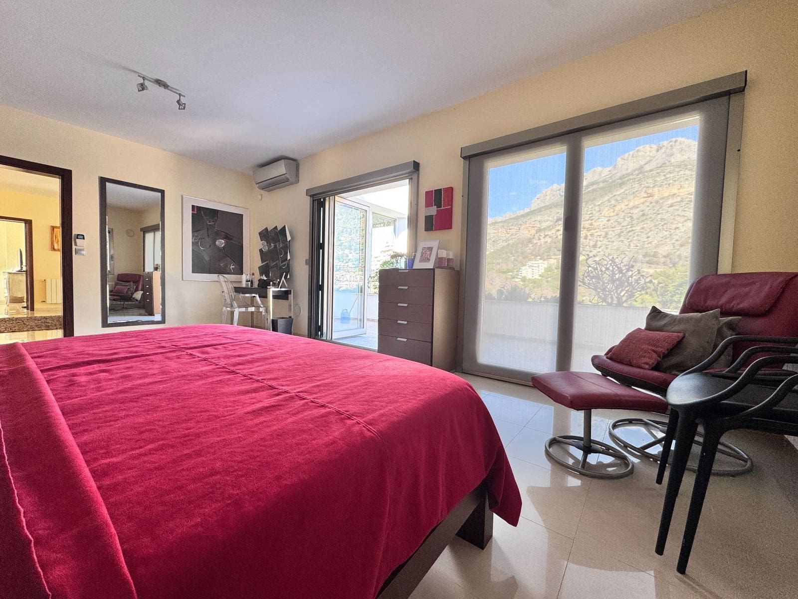 Chalet de 4 habitaciones en Altea en venta con piscina garaje - 1.200.000 € (Ref: 9903841)