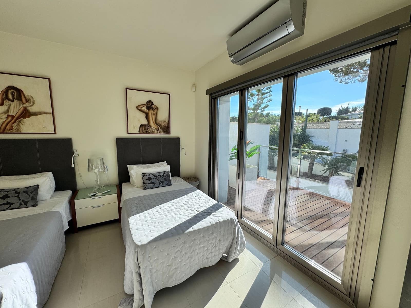 Chalet de 4 habitaciones en Altea en venta con piscina garaje - 1.200.000 € (Ref: 9903841)