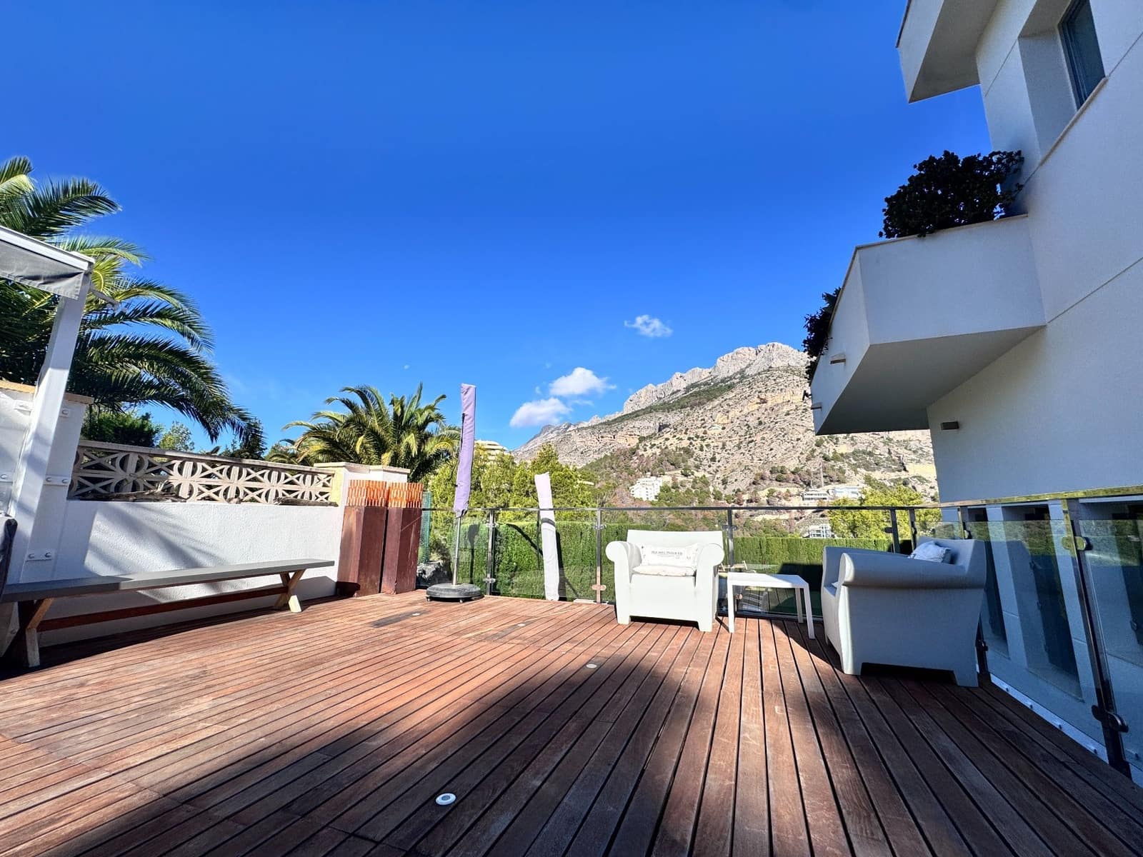 Chalet de 4 habitaciones en Altea en venta con piscina garaje - 1.200.000 € (Ref: 9903841)