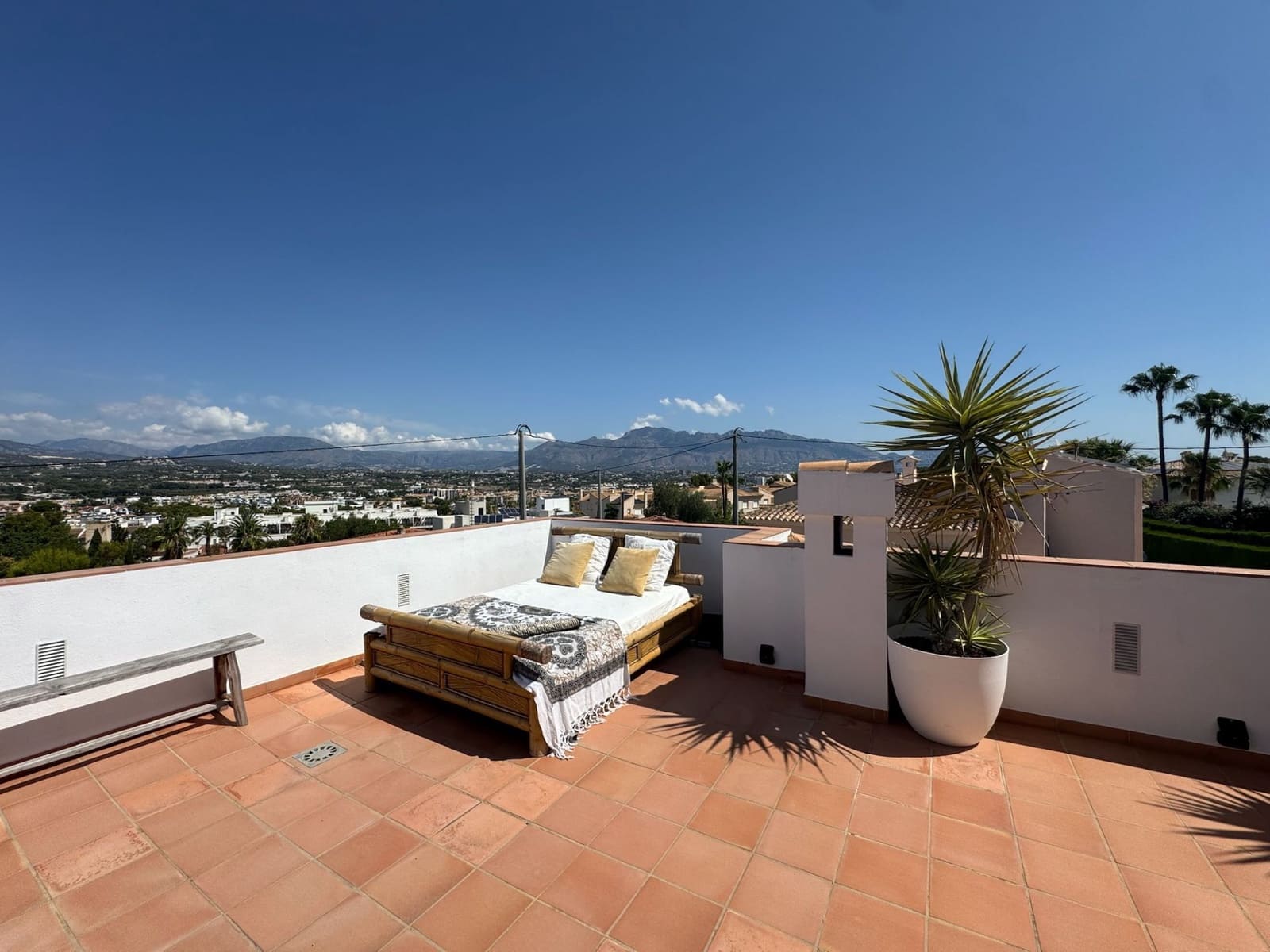 6 sovrum Villa till salu i Albir med pool garage - 1 795 000 € (Ref: 9952000)